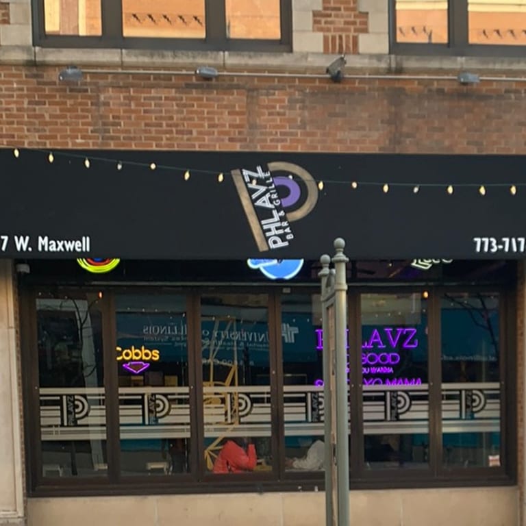 Phlavz Bar & Grille