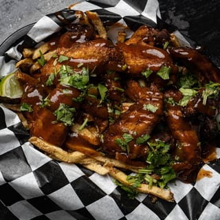 Naked Jerk Wings w/ Friez